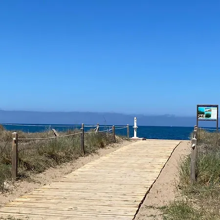 Piso Nuevo Primera Linea A Pie De Playa Апартаменти Денія