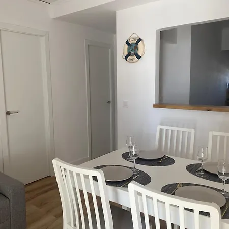 Piso Nuevo Primera Linea A Pie De Playa