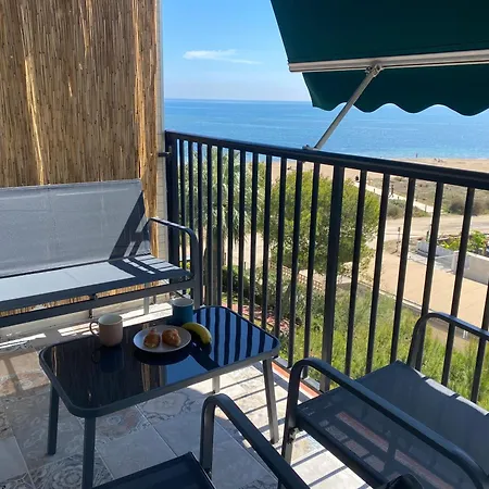 Piso Nuevo Primera Linea A Pie De Playa *