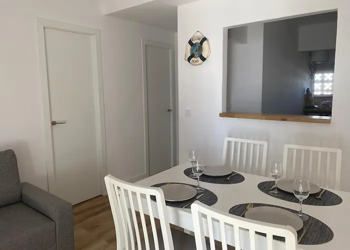 Piso Nuevo Primera Línea A Pie De Playa