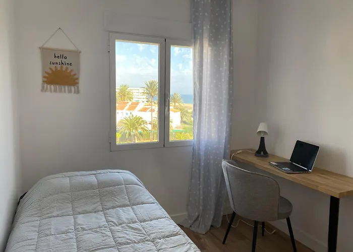 Piso Nuevo Primera Línea A Pie De Playa Apartamento